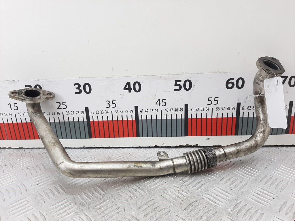 Трубка системы рециркуляции EGR Audi A4 B8 (2007-2015)