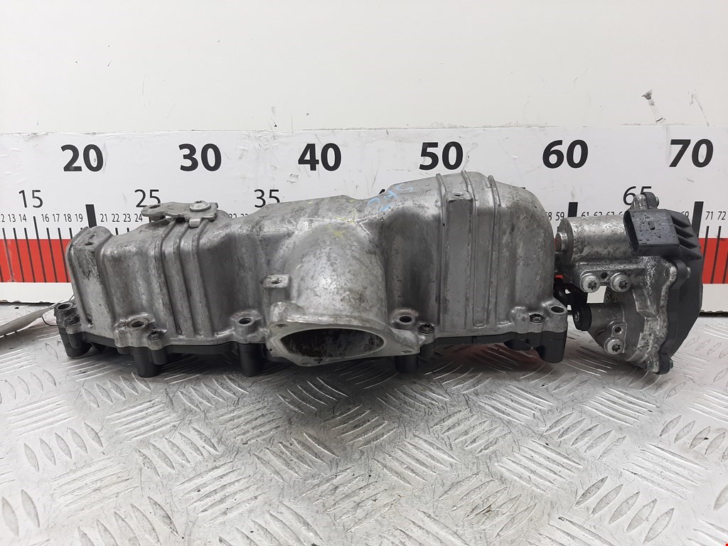 Коллектор впускной AUDI A4 B8 2007-2015