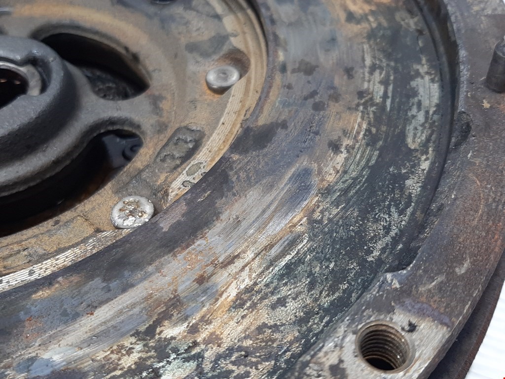 Маховик (демпфер сцепления) AUDI A4 B8 2007-2015