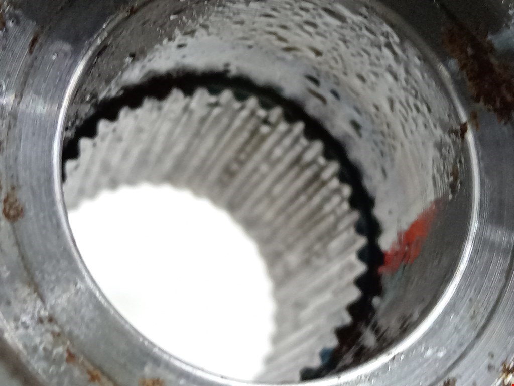 Ступица задняя правая VOLKSWAGEN Passat B6 2005-2011