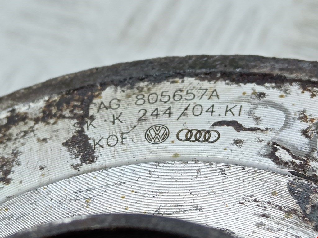 Ступица задняя правая VOLKSWAGEN Passat B6 2005-2011