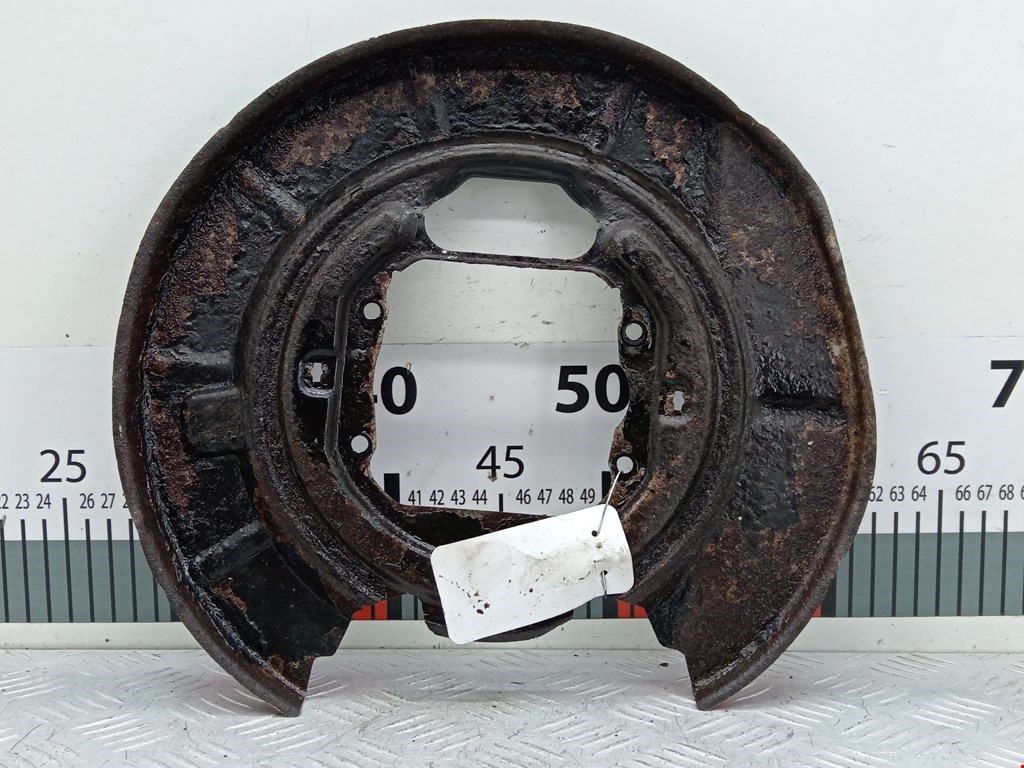 Кожух защитный тормозного диска Mercedes C-Class (W203) (2000-2008)