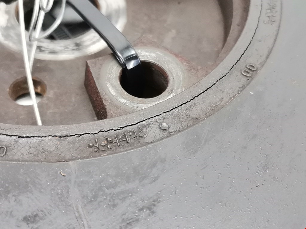 Шестерня коленвала (шкив) VOLVO XC90 2002-2014