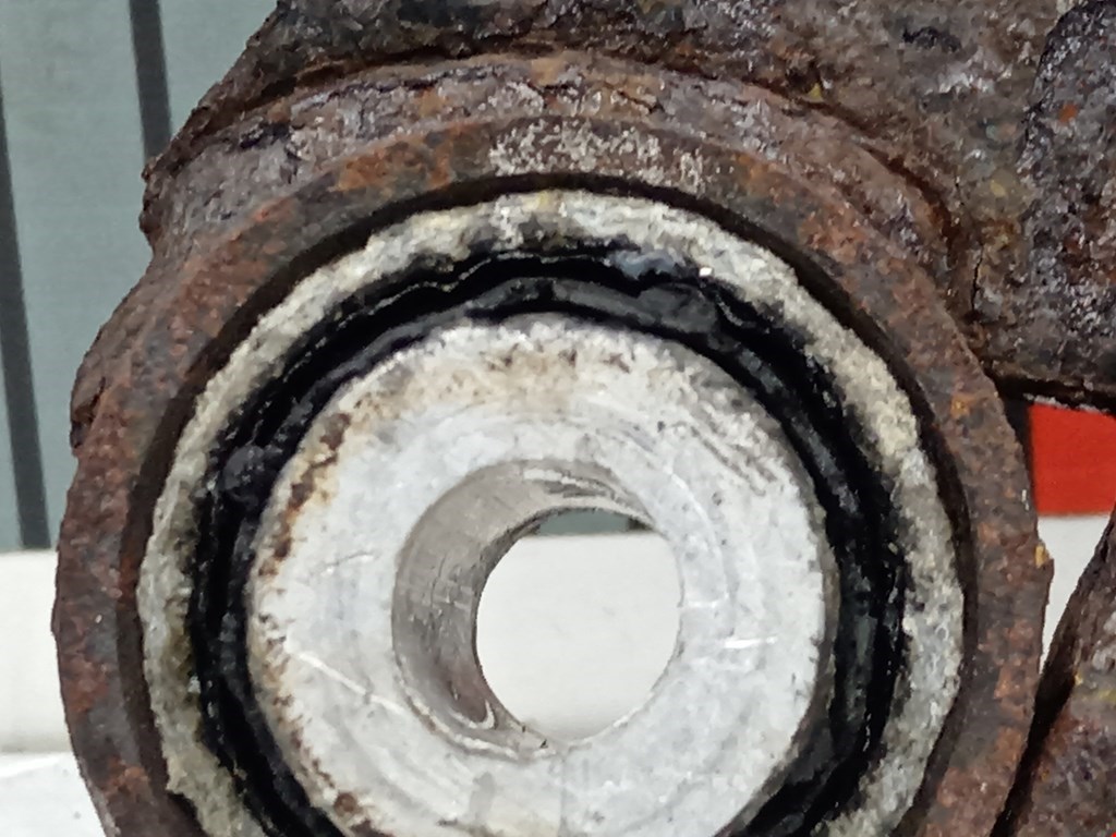 Рычаг задний правый AUDI A6 C6 2004-2010