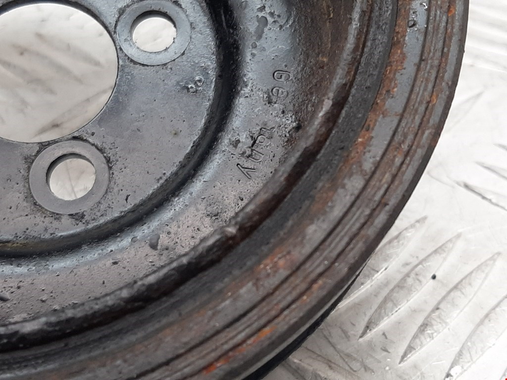 Шестерня коленвала (шкив) AUDI A4 B8 2007-2015