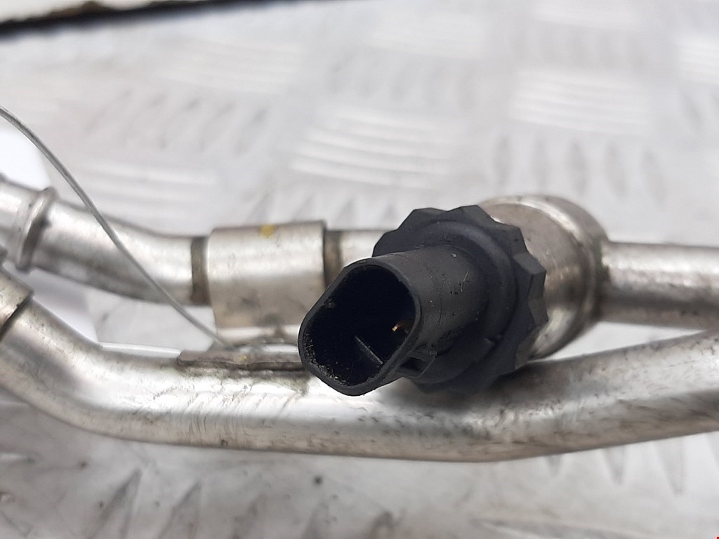 Трубка топливная AUDI A4 B8 2007-2015