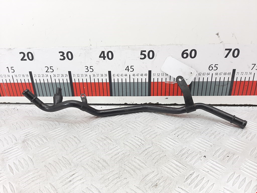 Патрубок AUDI A4 B8 2007-2015