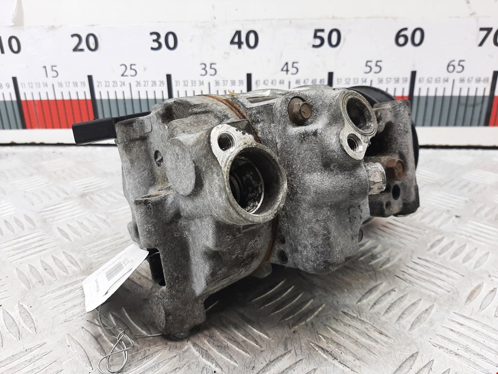 Компрессор кондиционера (системы кондиционирования) AUDI A4 B8 2007-2015