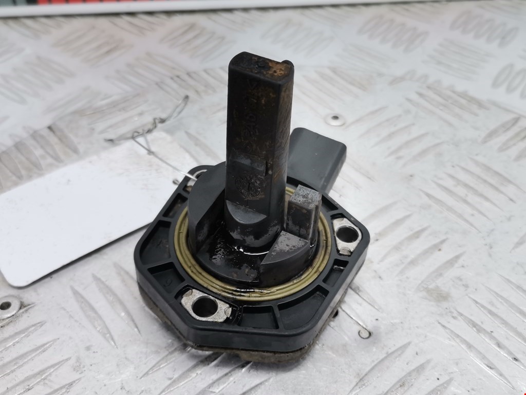 Датчик уровня масла VOLKSWAGEN Beetle A4 1998-2010