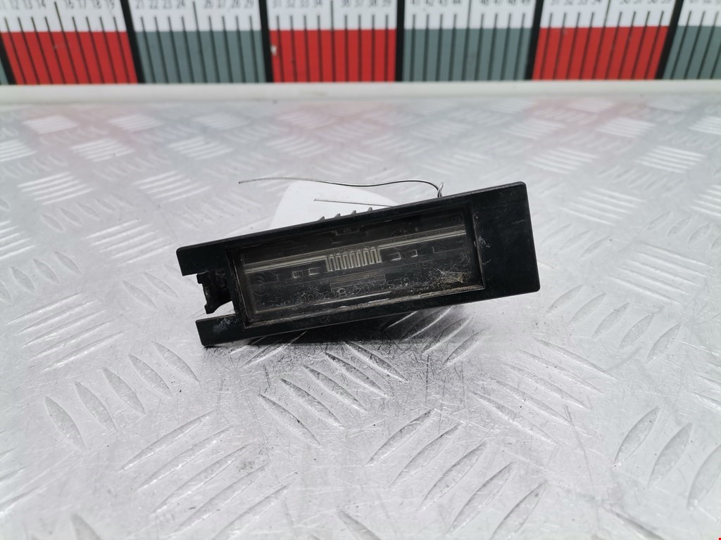 Фонарь подсветки номера OPEL Astra J 2009-2017