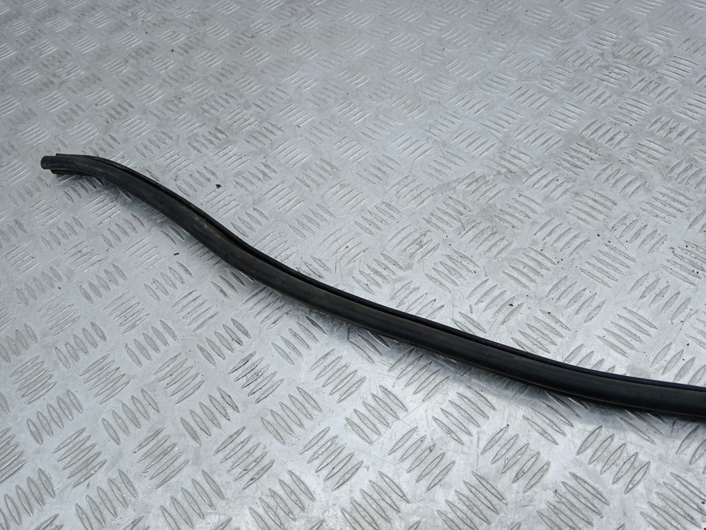 Уплотнитель (наружный) FORD Transit 2006-2014