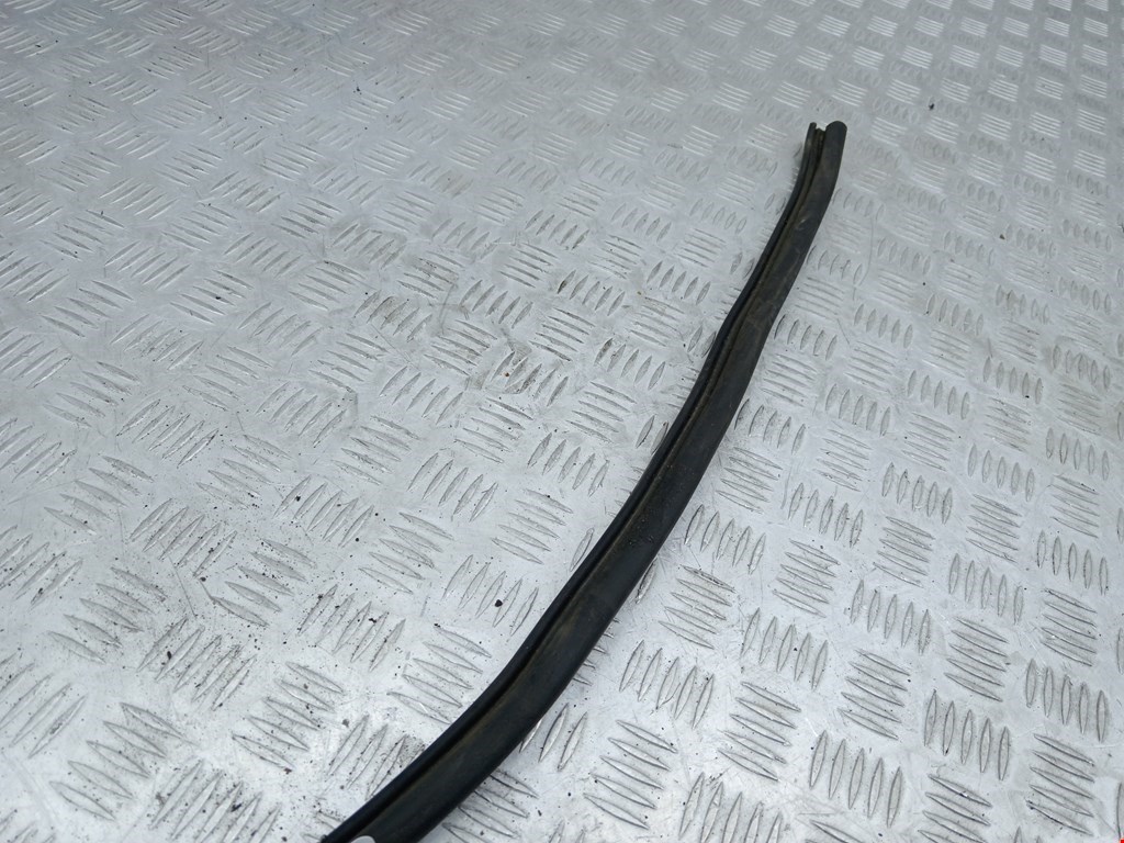 Уплотнитель (наружный) FORD Transit 2006-2014