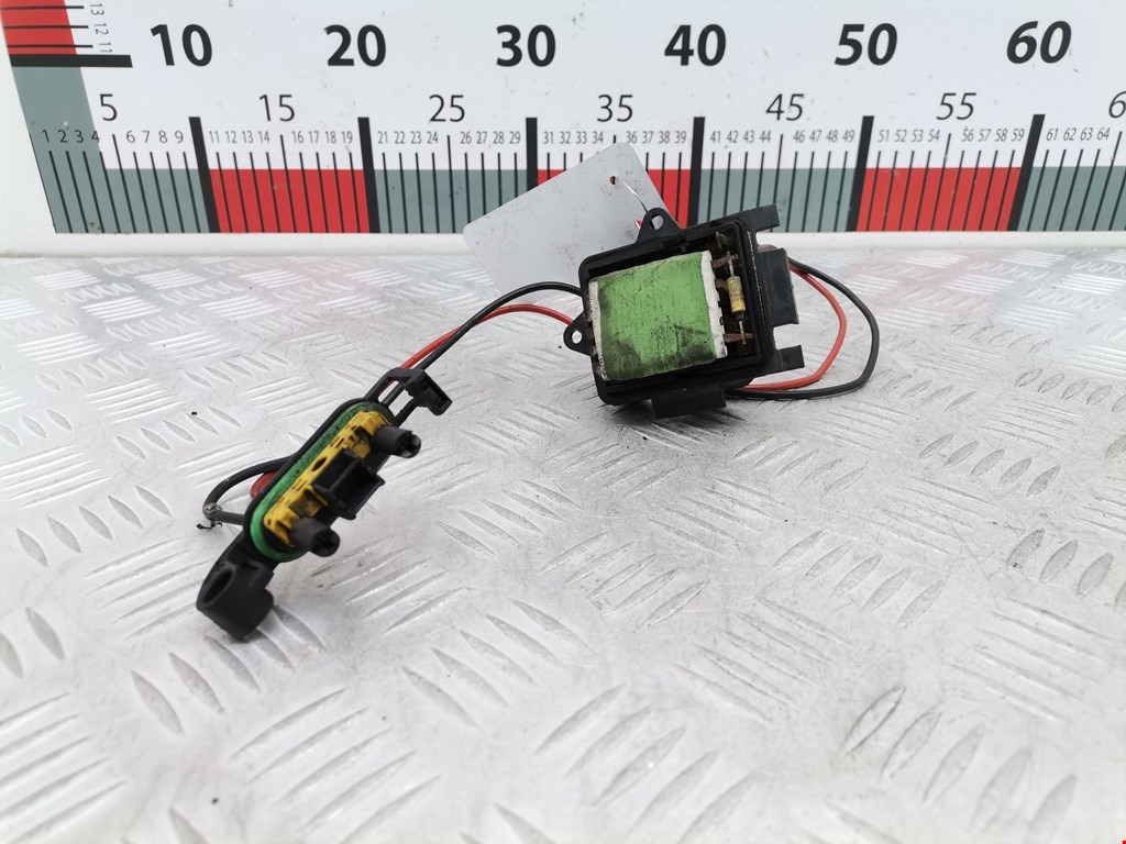 Резистор отопителя (сопротивление печки) OPEL Vivaro A 2001-2014