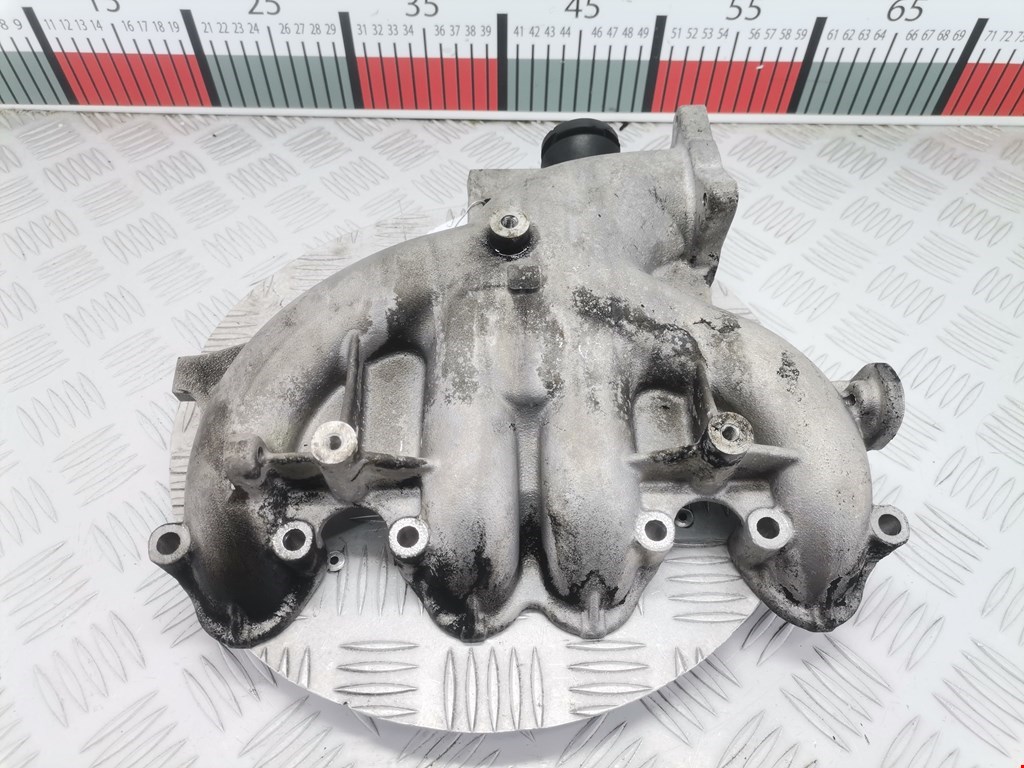 Коллектор впускной VOLKSWAGEN Golf V 2003-2009