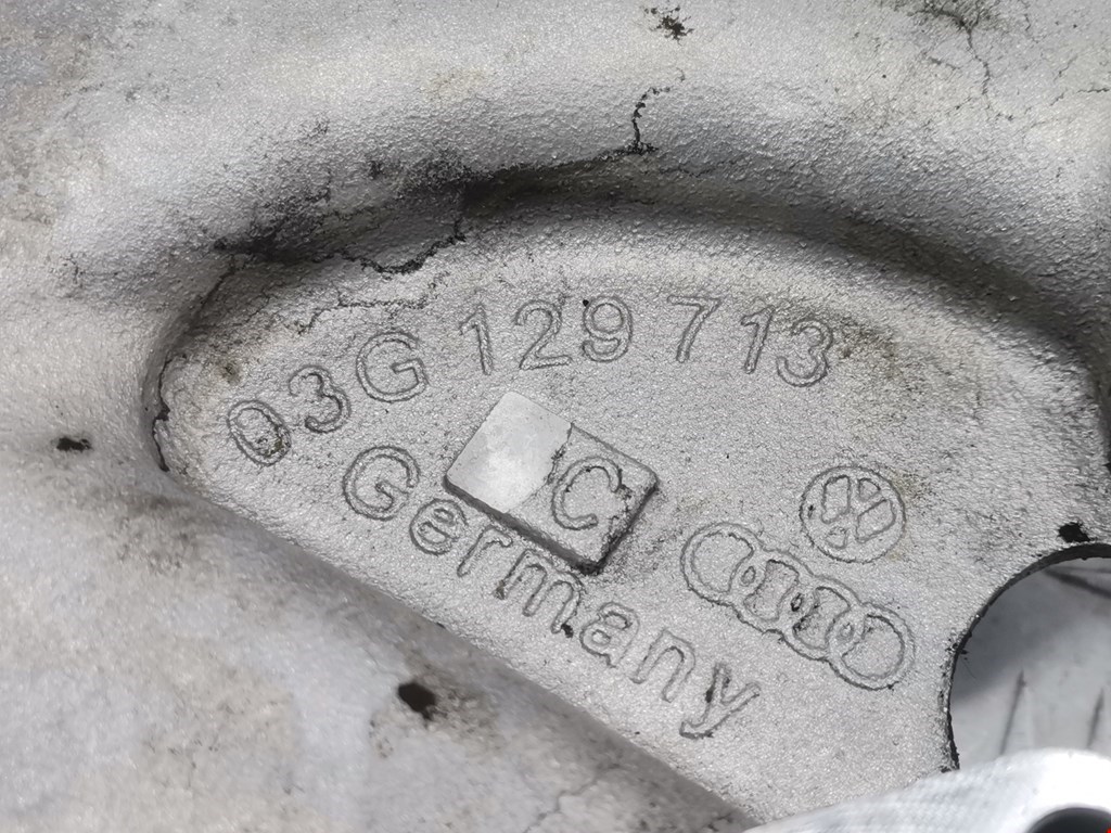 Коллектор впускной VOLKSWAGEN Golf V 2003-2009