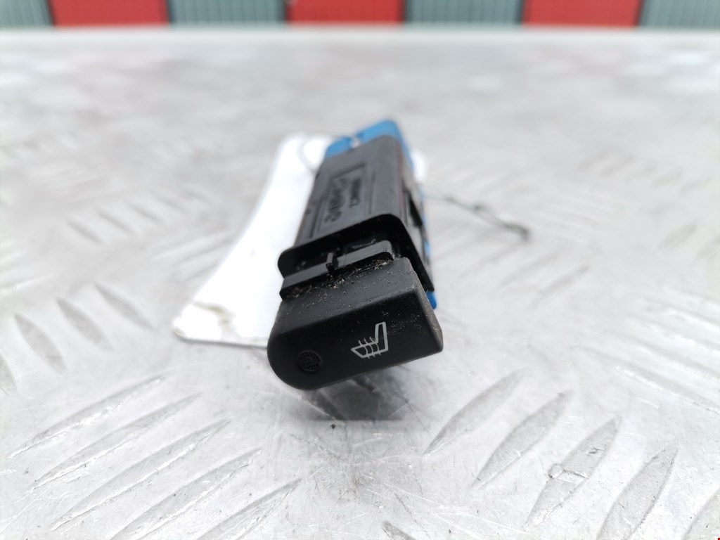 Кнопка подогрева (обогрева) сидений Hyundai i10 1 (2007-2013)