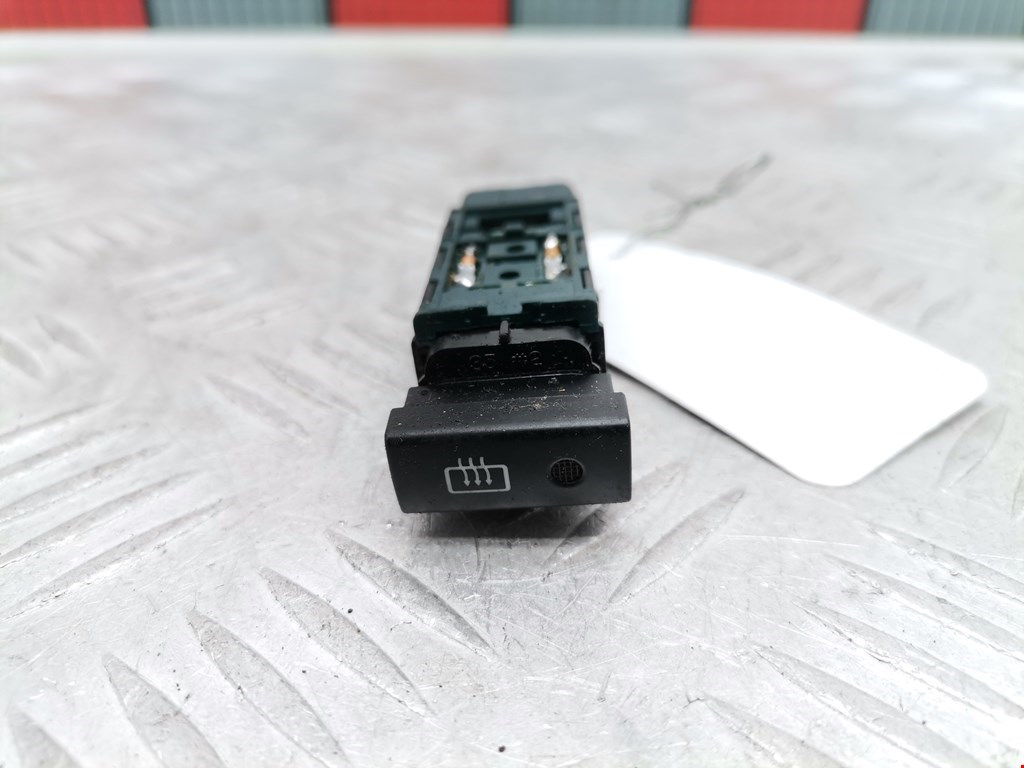 Кнопка подогрева (обогрева) заднего стекла Hyundai i10 1 (2007-2013)