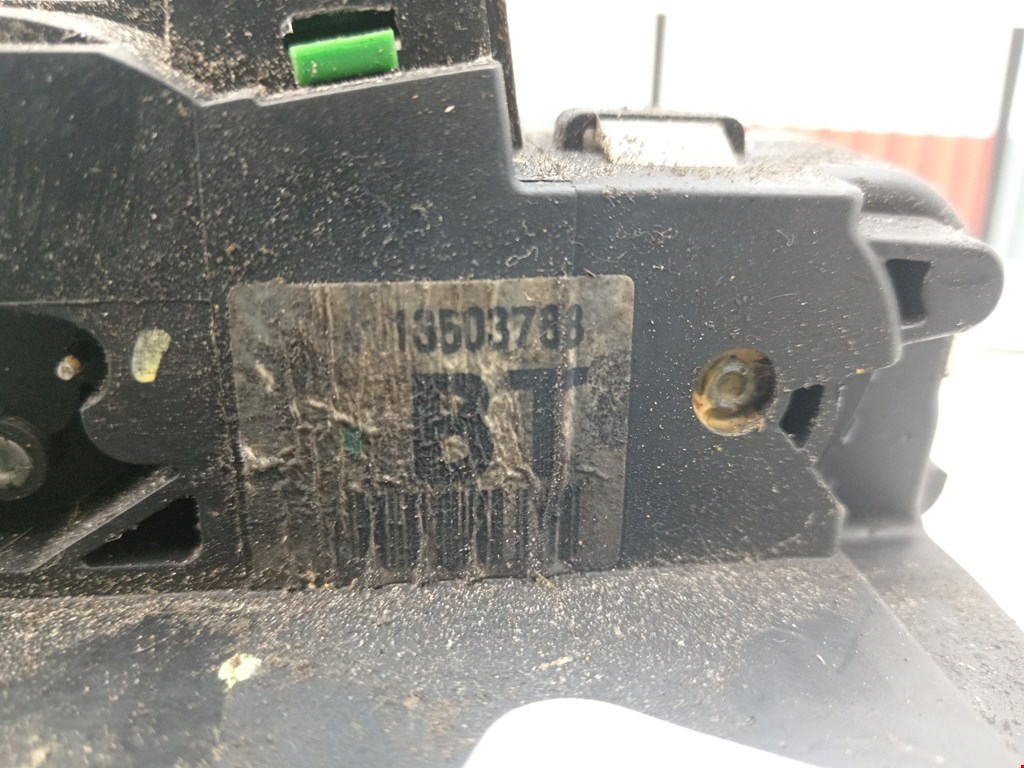 Замок двери задней правой OPEL Astra J 2009-2017