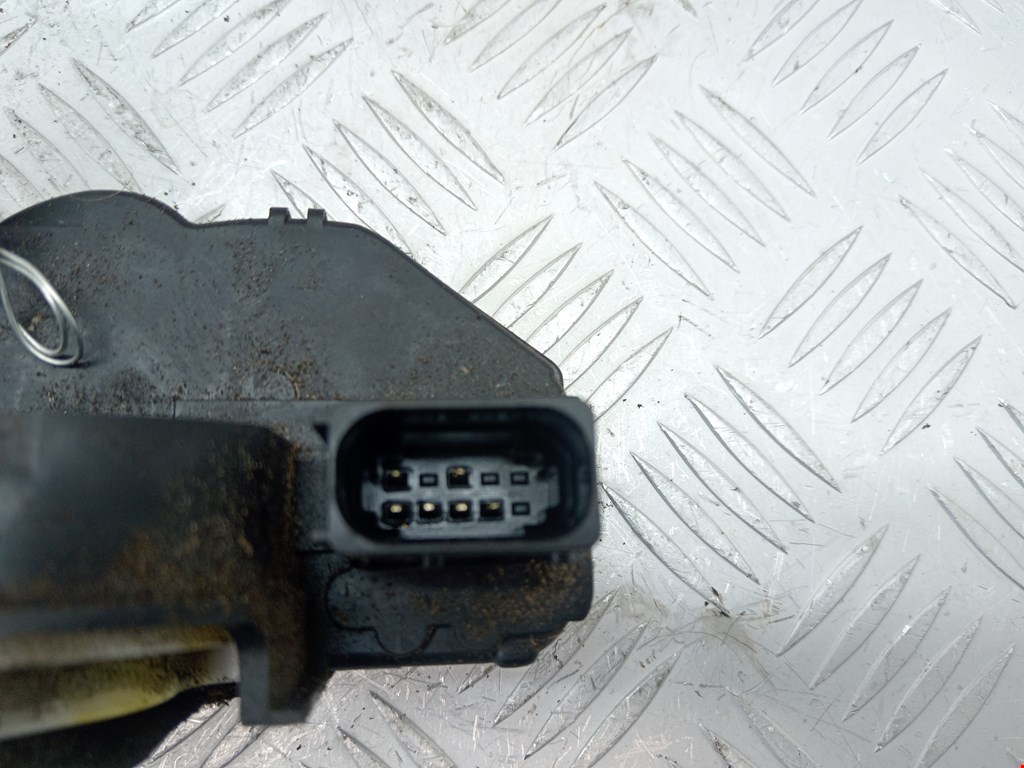 Замок двери задней правой OPEL Astra J 2009-2017