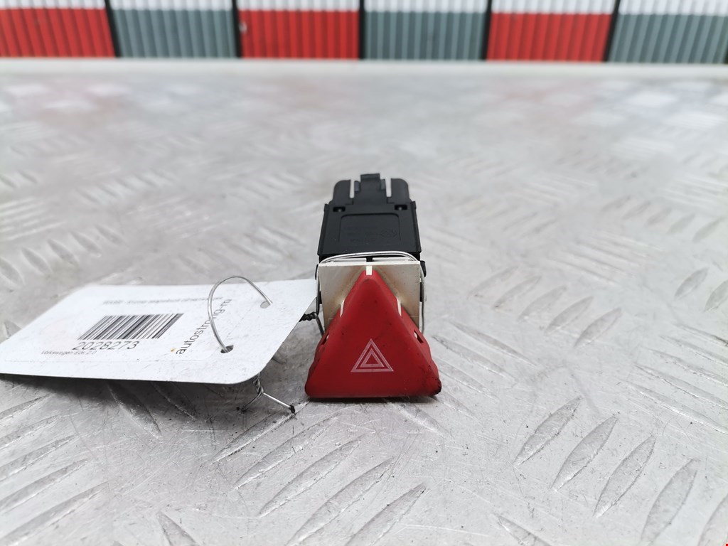 Кнопка аварийной сигнализации (аварийки) VOLKSWAGEN Eos 2006-2015