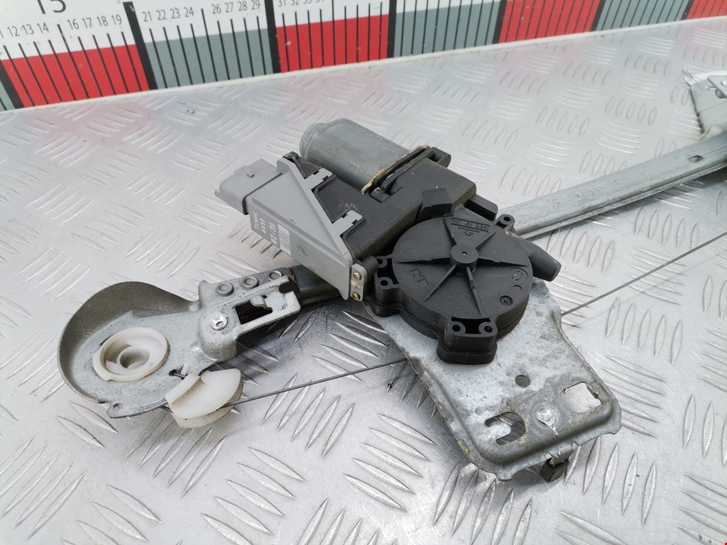 Стеклоподъемник задний левый PEUGEOT 307 2001-2008