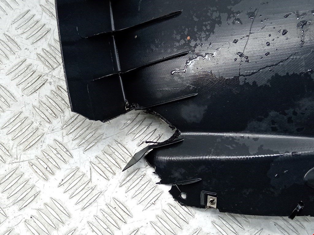 Локер (подкрылок) передний левый OPEL Vivaro A 2001-2014