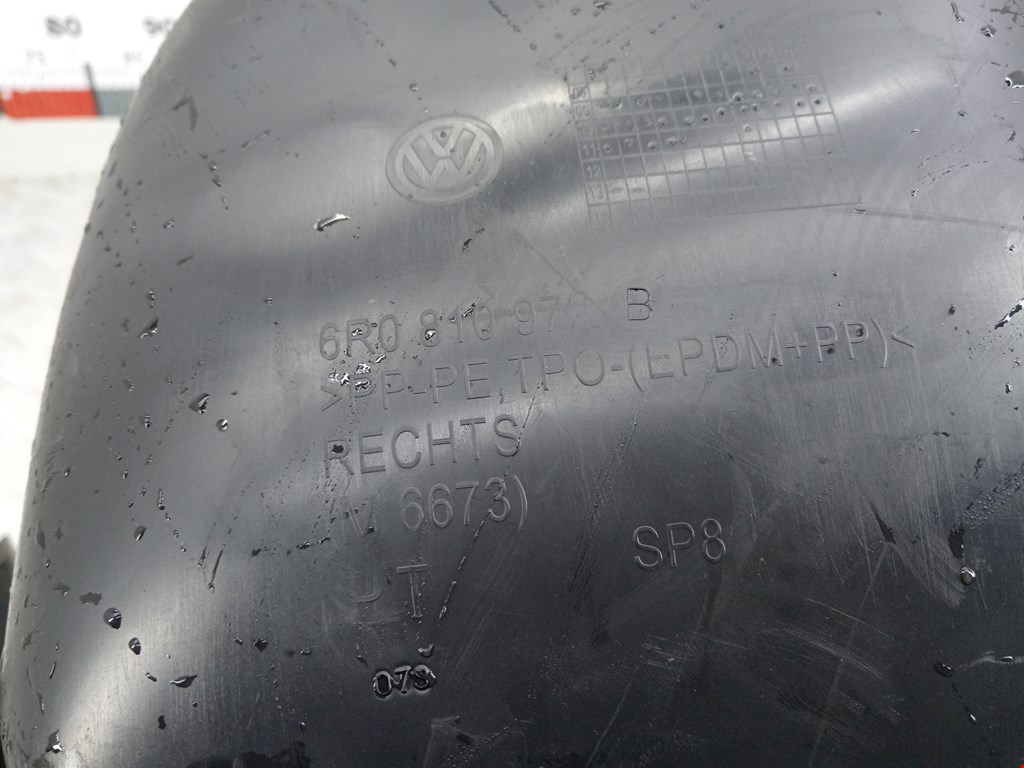 Локер (подкрылок) задний правый VOLKSWAGEN Polo V HB 2009-2017