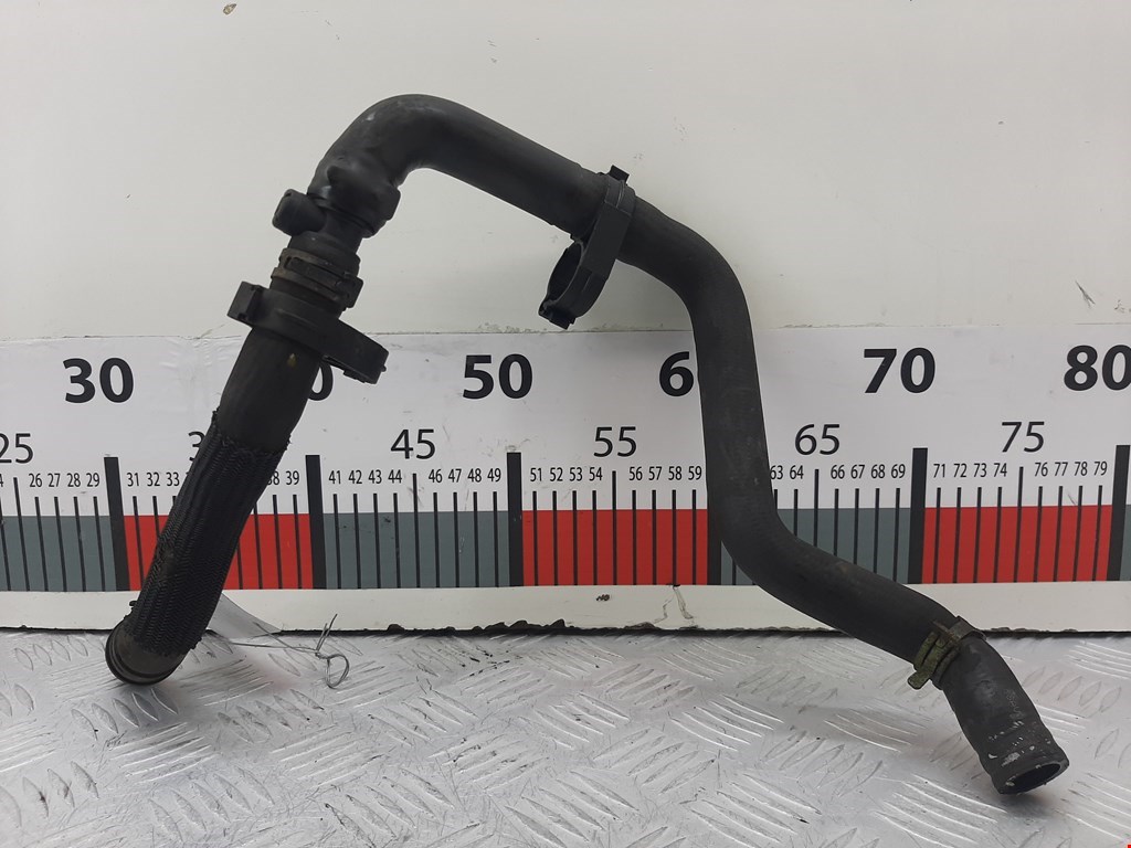 Патрубок NISSAN Primastar 2001-2014