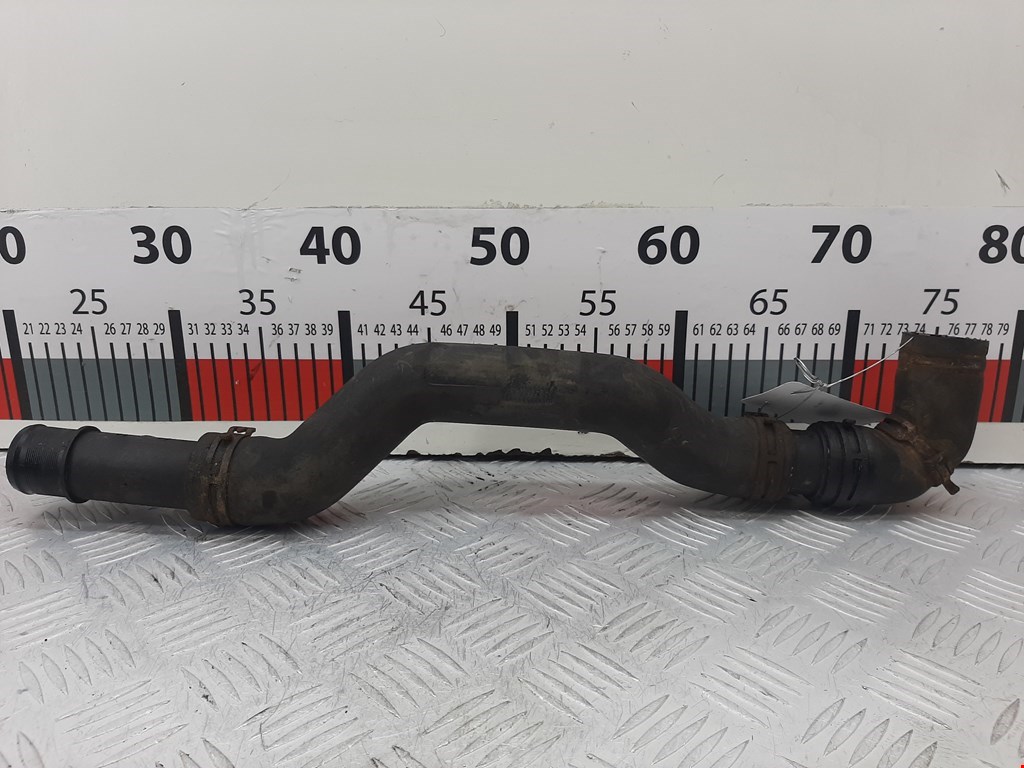 Патрубок NISSAN Primastar 2001-2014