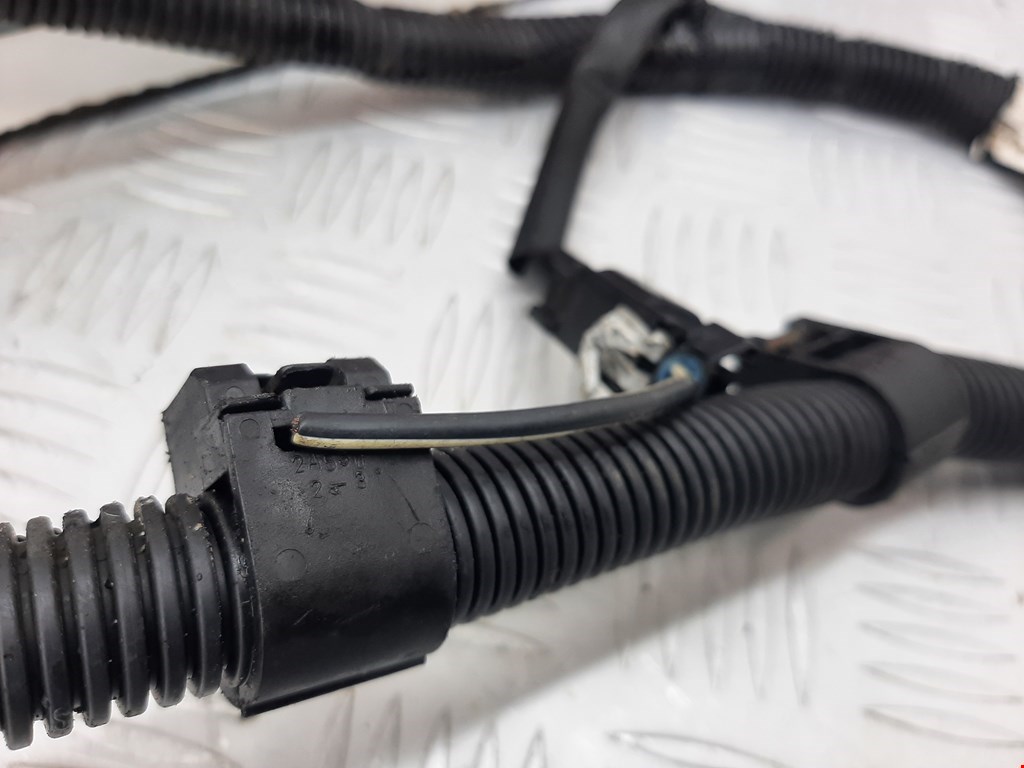 Клемма аккумулятора (плюс) + OPEL Frontera B 1998-2004