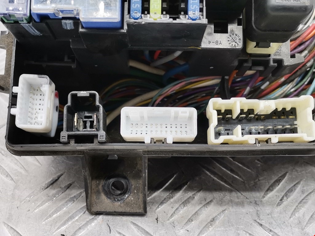 Датчик уровня в бачок омывателя NISSAN Pathfinder R51M 2004-2014