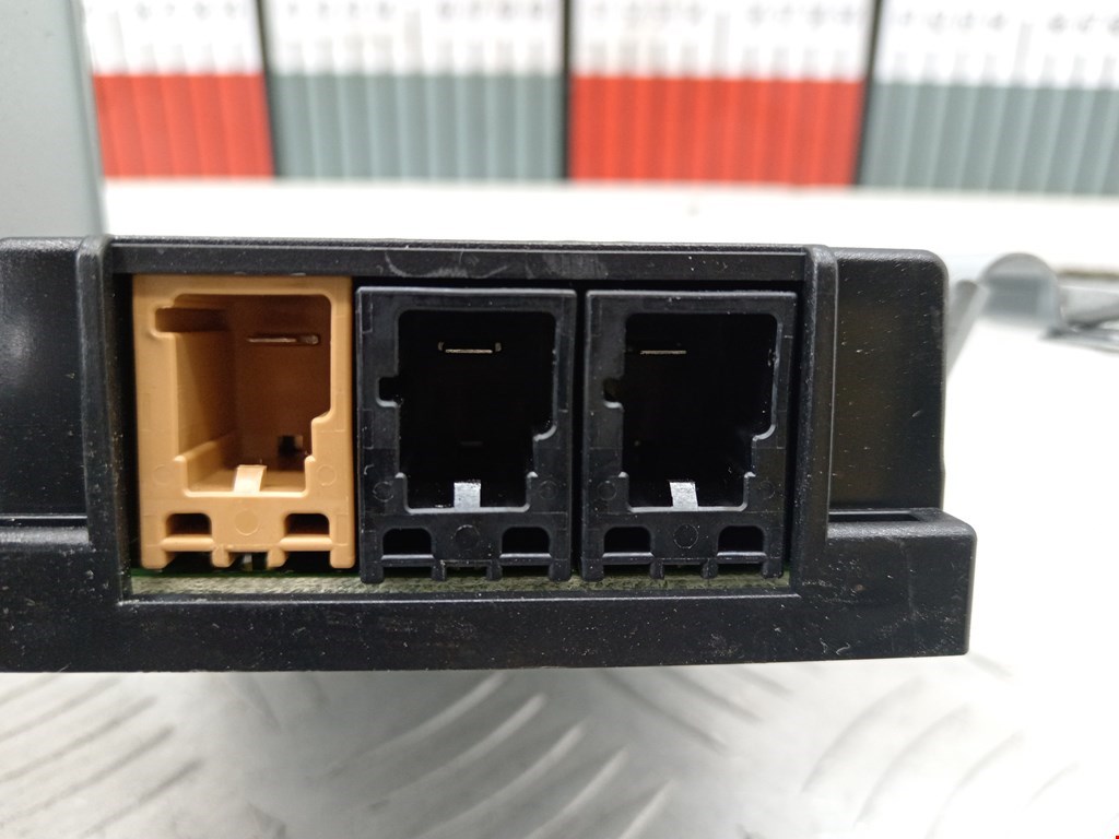 Усилитель антенны AUDI A3 8P 2003-2013