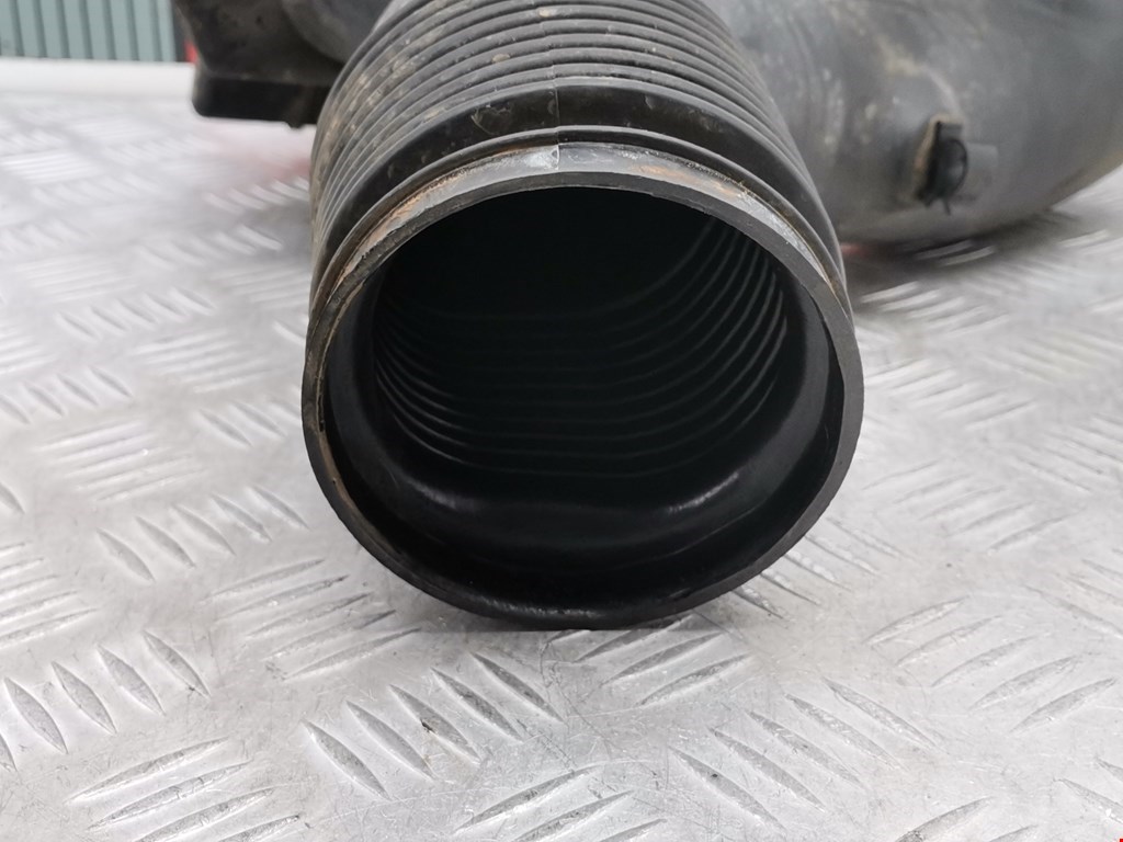 Патрубок воздушного фильтра BMW X5 E53 1999-2006