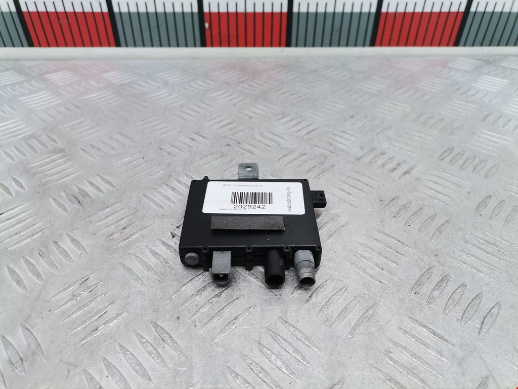 Усилитель антенны BMW X5 E53 1999-2006