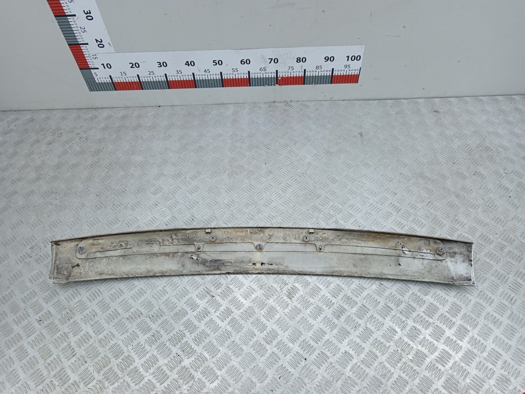 Спойлер VOLKSWAGEN Touareg 2002-2010