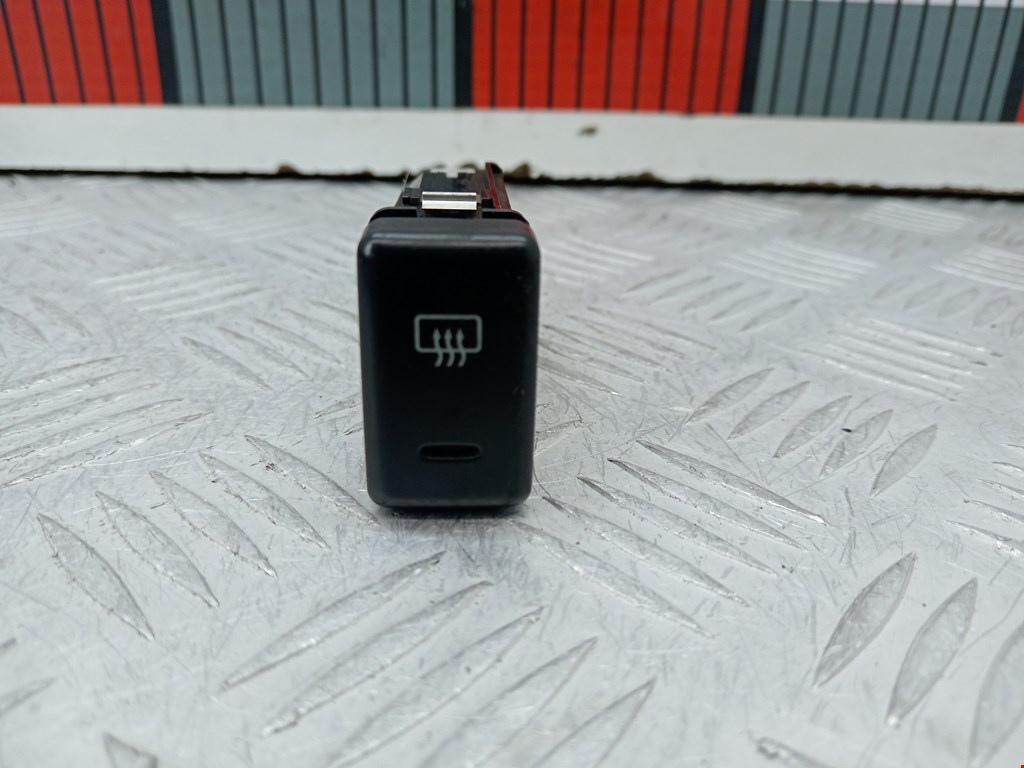 Кнопка подогрева (обогрева) заднего стекла Opel Frontera B (1998-2004)