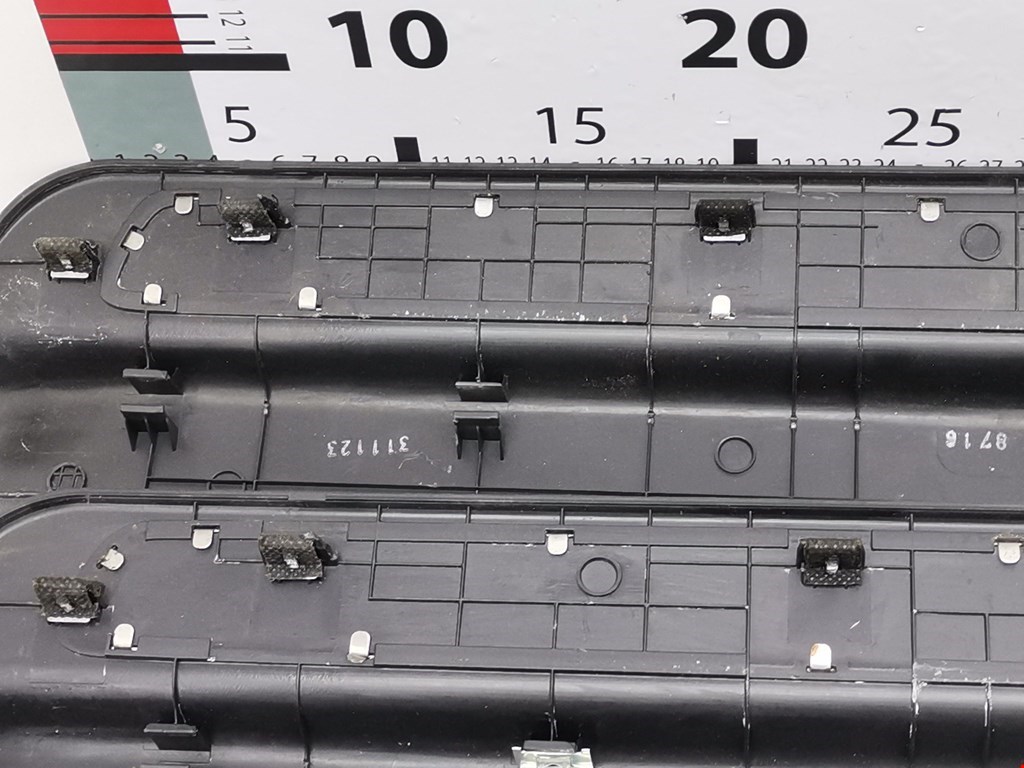 Накладка порога (внутренняя) KIA Cee'd I 2006-2012