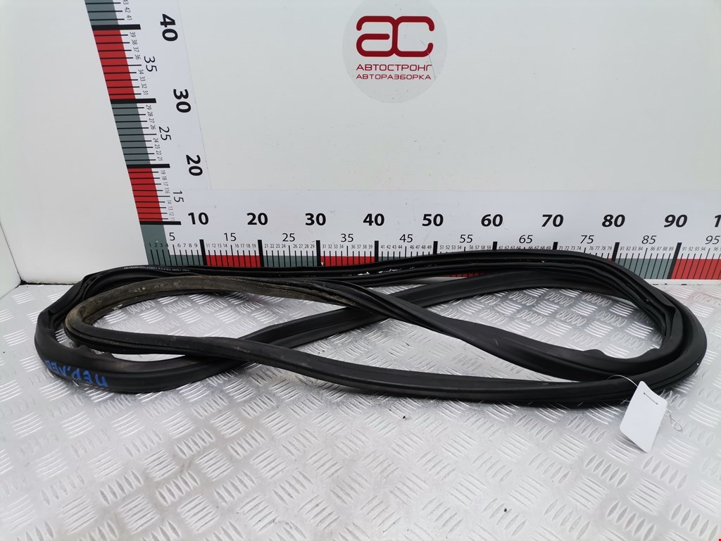 Уплотнитель двери FORD Transit 2014-н.в.