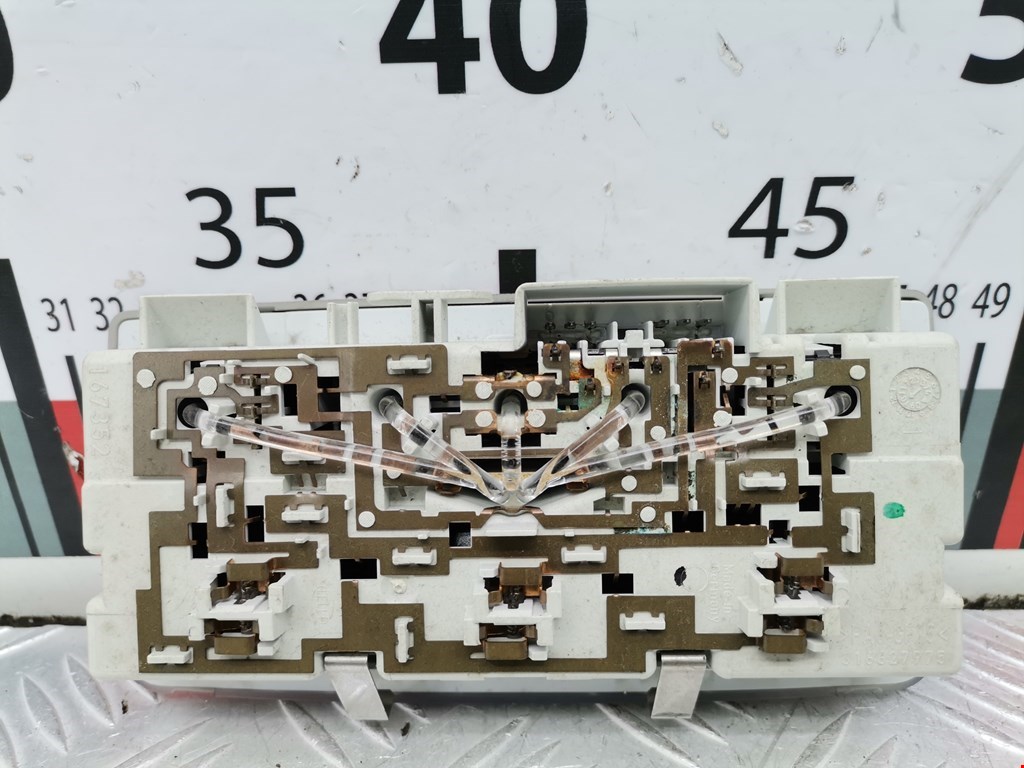 Плафон салонный (салона фонарь) OPEL Astra J 2009-2017