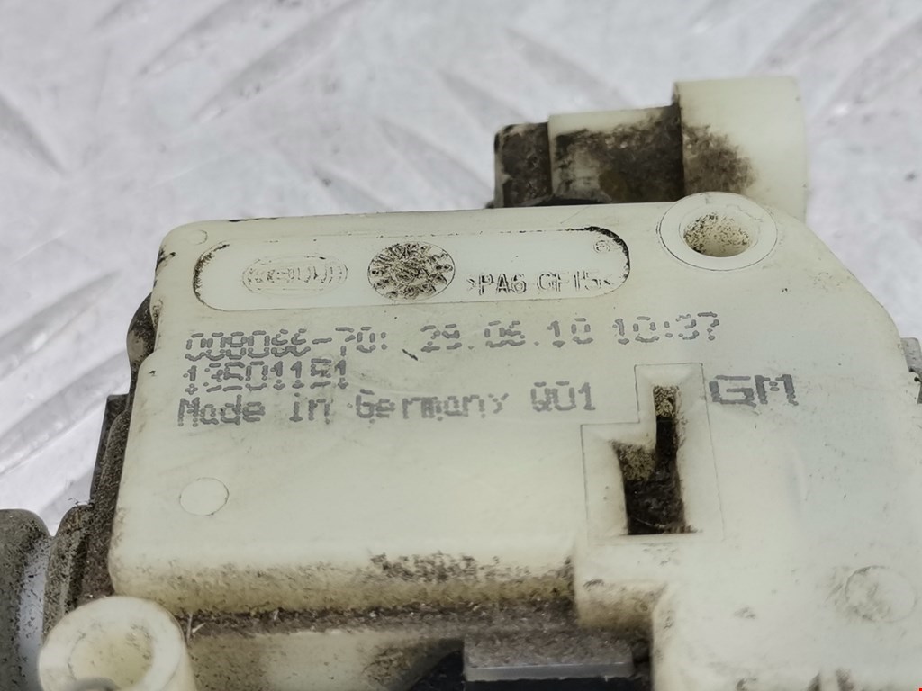 Активатор замка бензобака OPEL Astra J 2009-2017