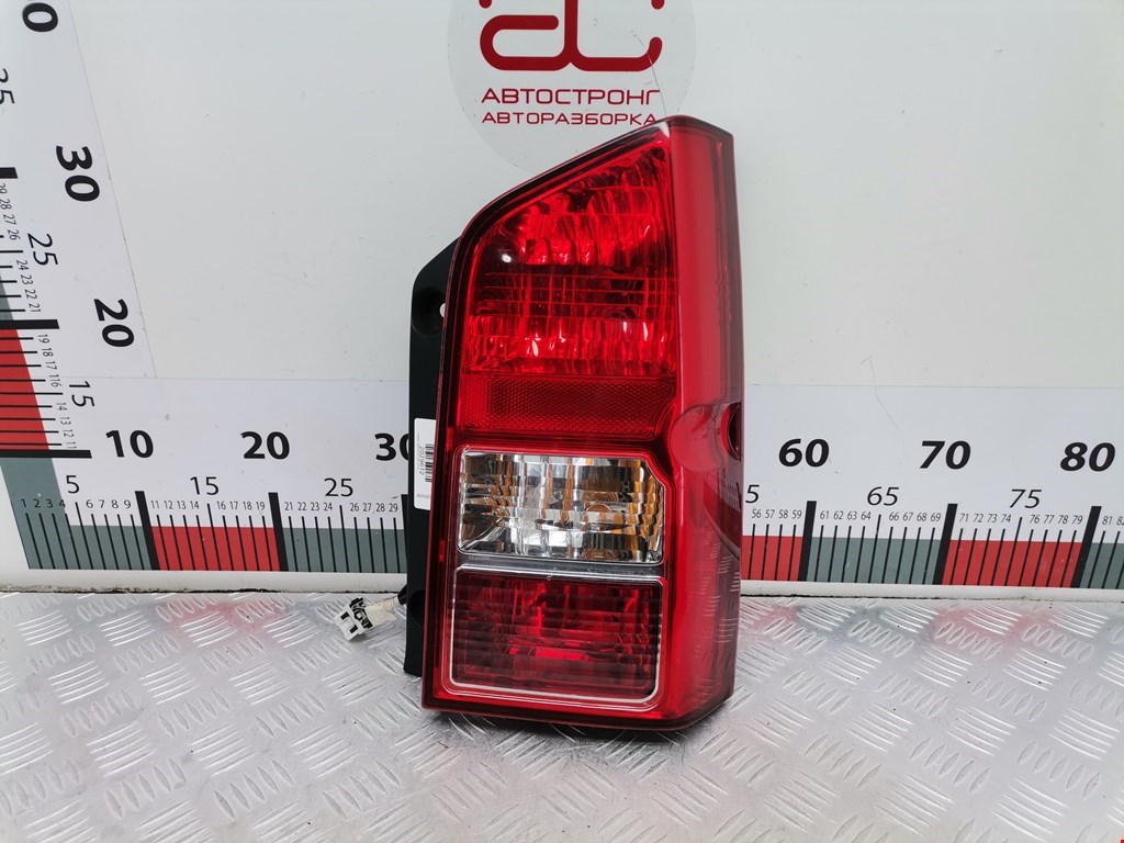 Фонарь задний правый NISSAN Pathfinder R51M 2004-2014