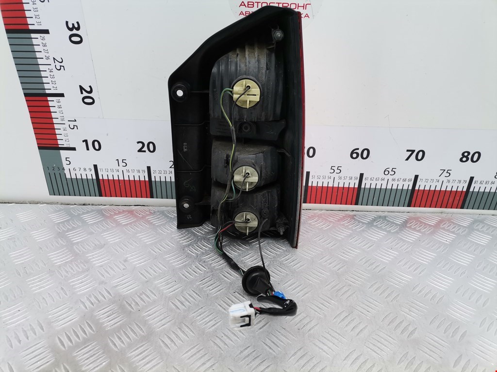 Фонарь задний левый NISSAN Pathfinder R51M 2004-2014