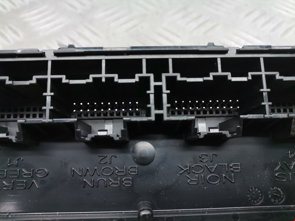 Блок комфорта OPEL Astra J 2009-2017