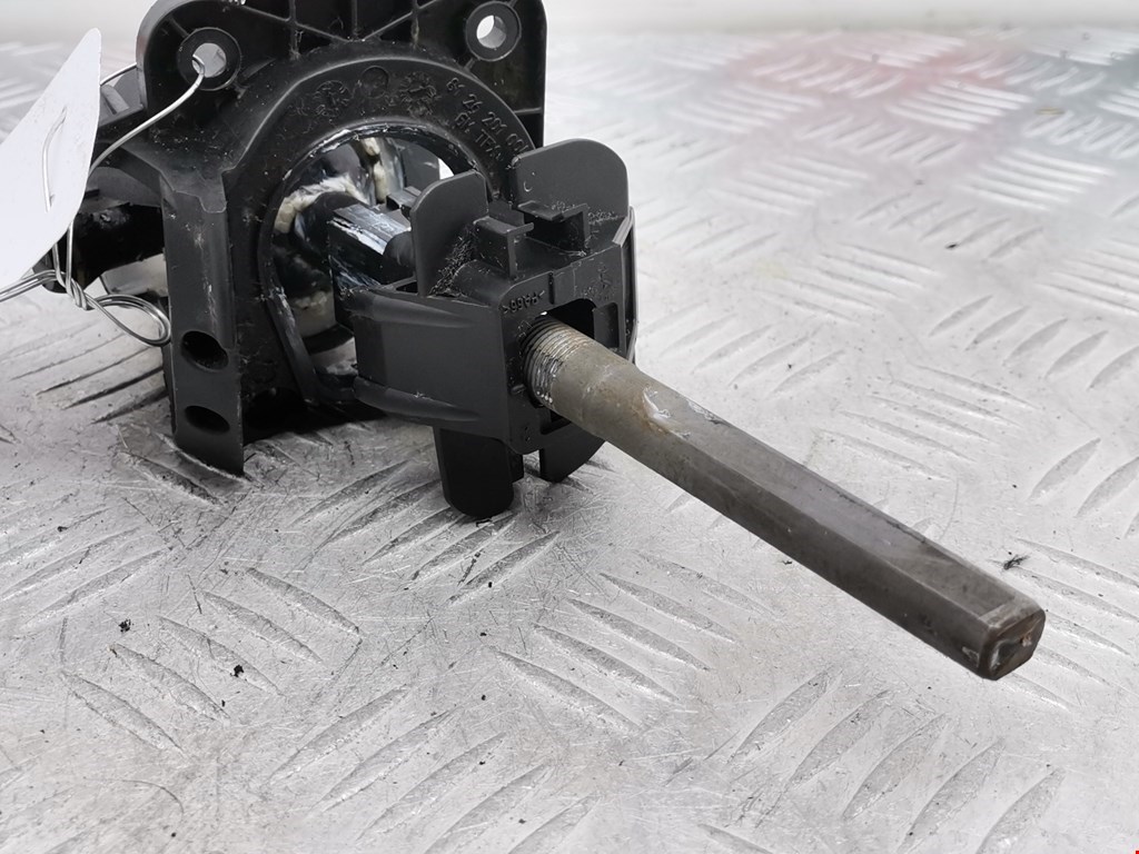 Кулиса (селектор) АКПП/МКПП в салоне OPEL Astra J 2009-2017