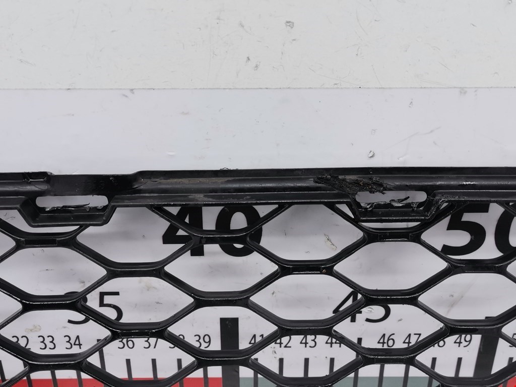 Решетка в бампер HYUNDAI Santa Fe SM/ Classic 2000-2012