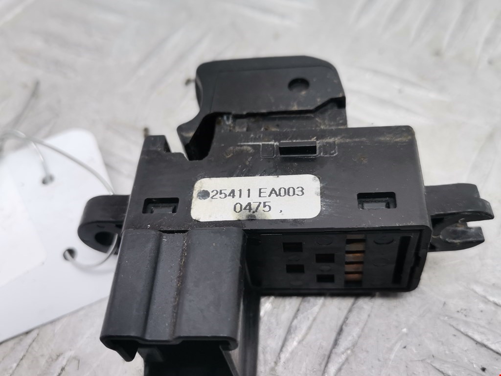 Кнопка стеклоподъемника NISSAN Pathfinder R51M 2004-2014