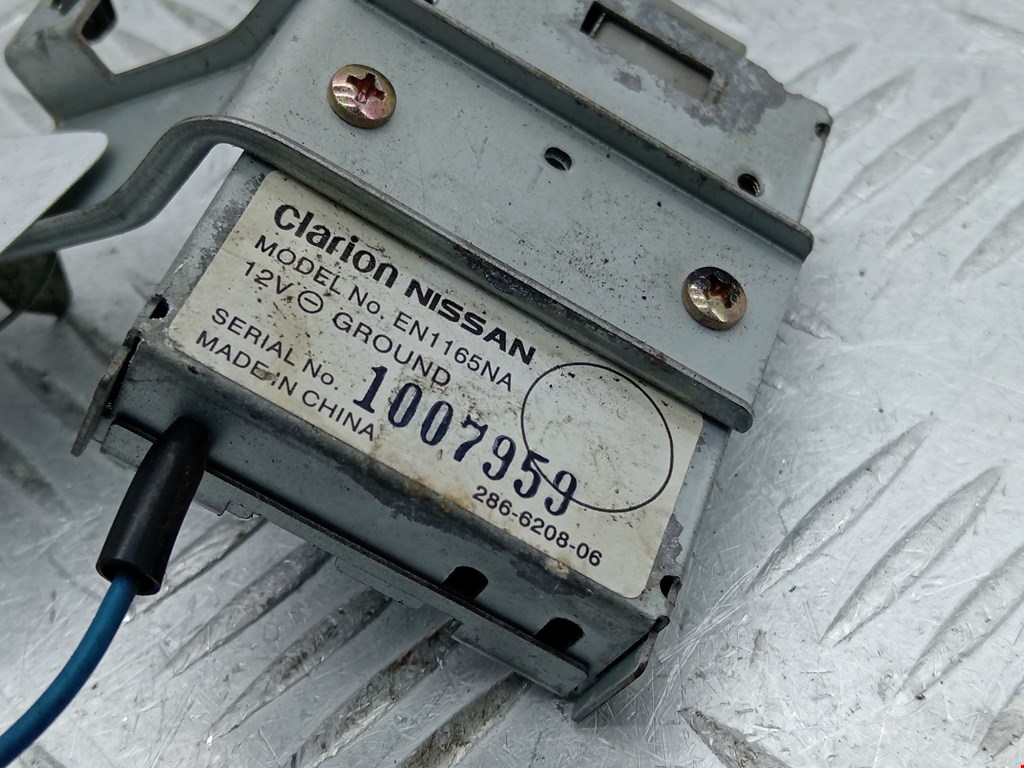 Усилитель антенны NISSAN Pathfinder R51M 2004-2014