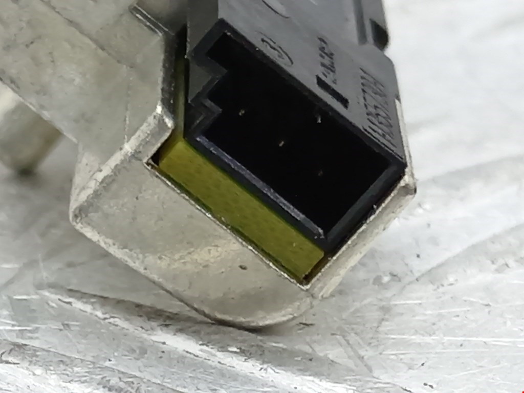 Усилитель антенны AUDI A3 8P 2003-2013