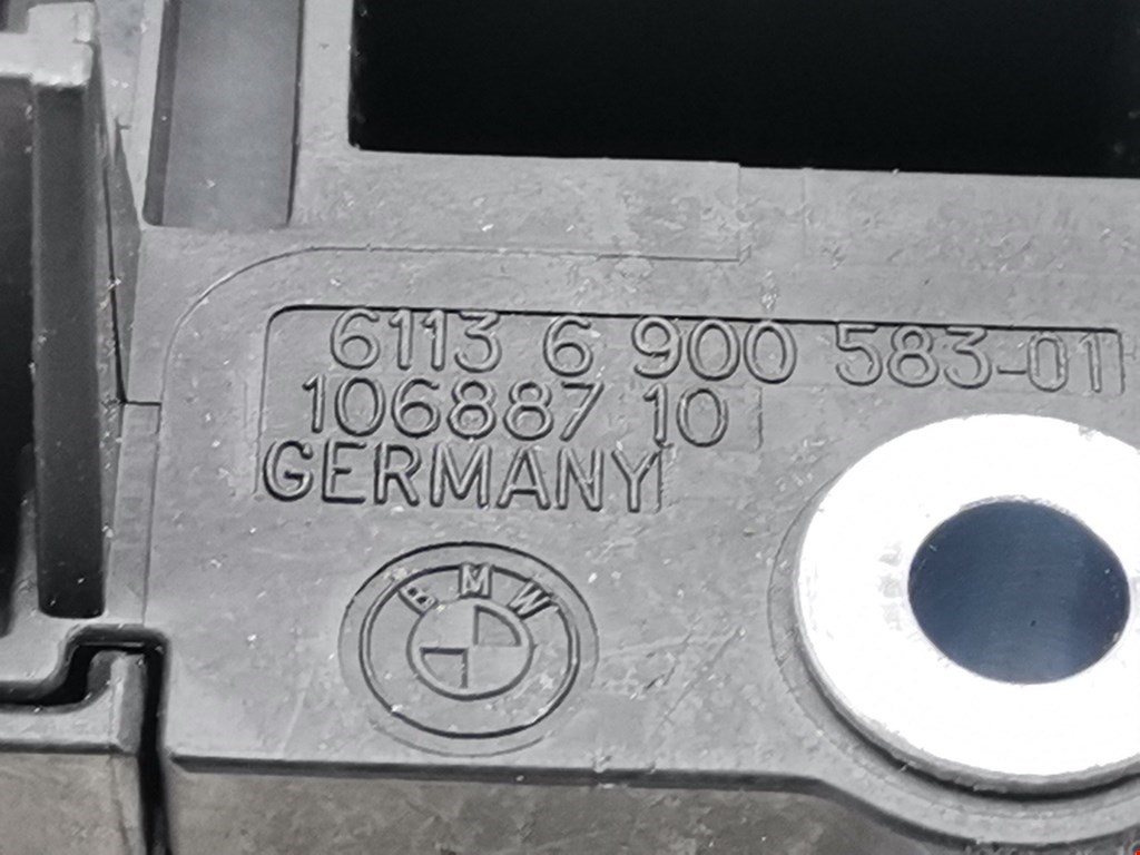 Датчик уровня в бачок омывателя BMW 7er 7 серия E65/E66 2001-2008