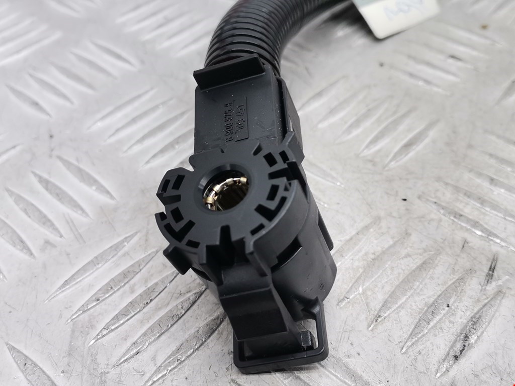 Провод АКБ плюс (плюсовой) BMW 7er 7 серия E65/E66 2001-2008